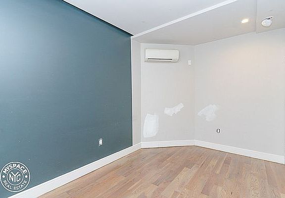 5th image of 185 Clifton Pl #2B