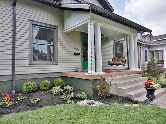 3rd image of 1909 Woodbourne Ave