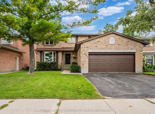 981 Edinborough Cres, Kingston, ON K7P 2C8