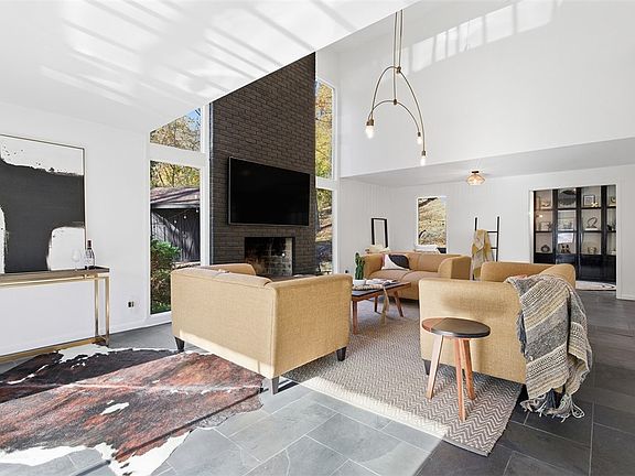 4th image of 1 Myrtle Hill Rd