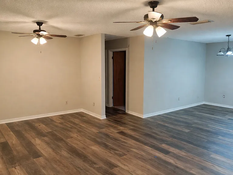 42 Pine Cir — Photo 10