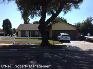 4004 Grimsby Ln, Riverside, CA 92505