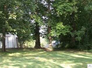 1005 Daisy St, Sweet Springs, MO 65351