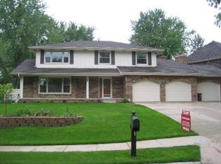 16621 Hickory St, Omaha, NE 68130