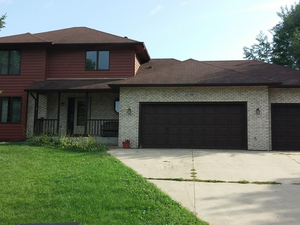 1st image of 916 Meadow View Dr