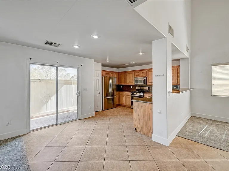 9985 Big Bow Springs Ct — Photo 14