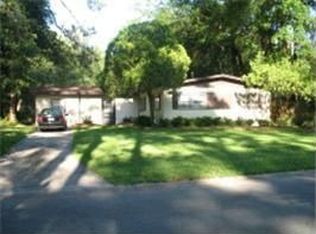 2049 NE 17th Ter, Gainesville, FL 32609