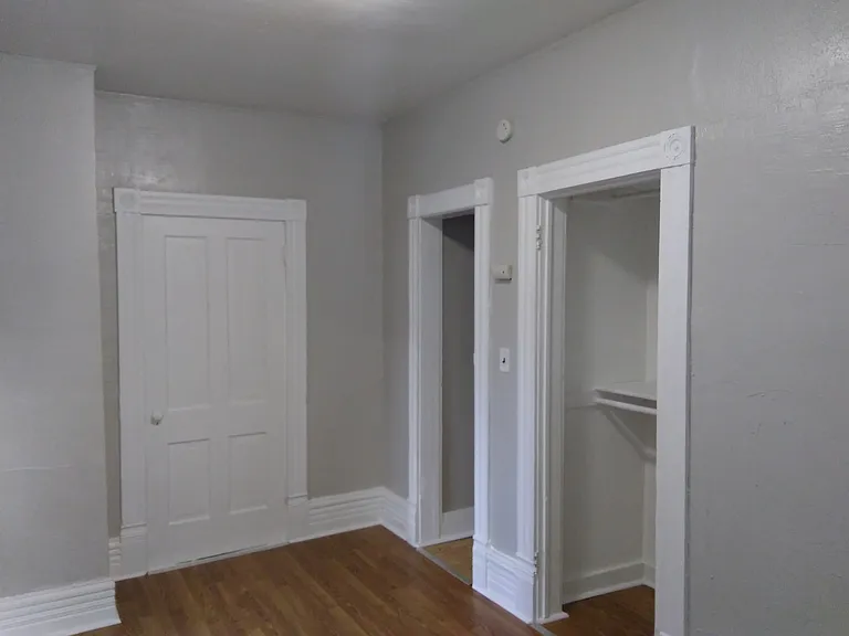 312 Randall St — Photo 3
