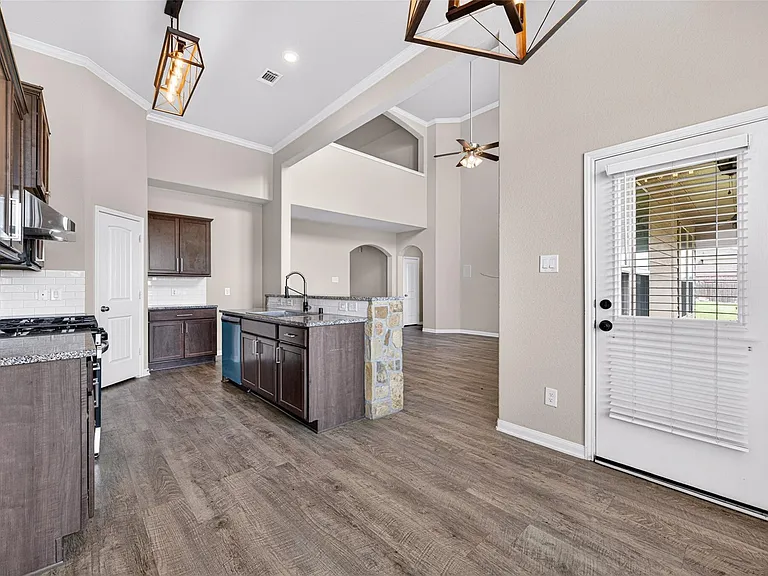7703 Lehman Rd — Photo 20