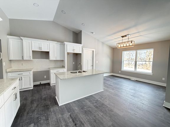 3rd image of 4749 Piper LANE