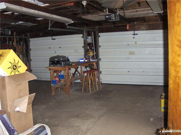 2658 W Walworth Rd, Macedon, NY 14502