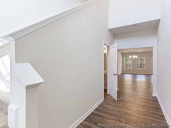 4th image of 5208 Tyndall Dr