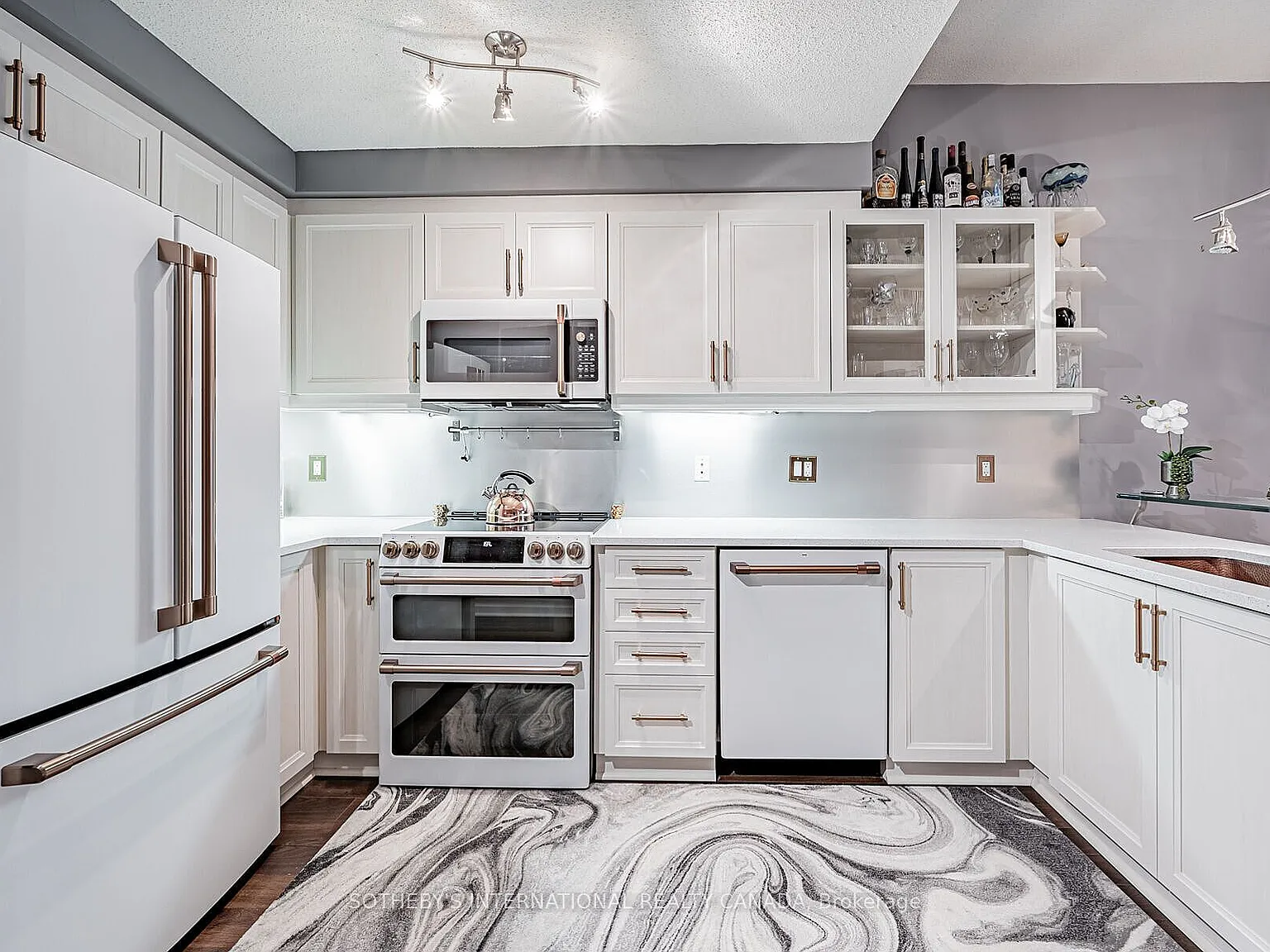 1 bed, $3,600 — Photo 4