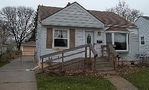 1st image of 19222 Woodland St