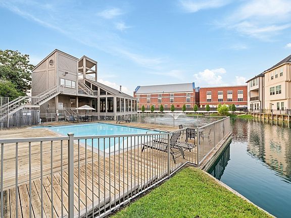 3rd image of 2023 Gentryside Dr APT 204