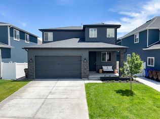 4923 E Breezy Patch Rd, Eagle Mountain, UT 84005