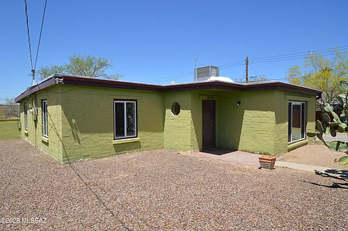 2119 N Catalina Ave Photo 1 2119 N Catalina Ave Photo 1