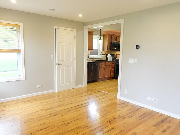 9544 Nerbonne Ave — Photo 7