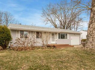 2015 Union Rd, Iowa City, IA 52240