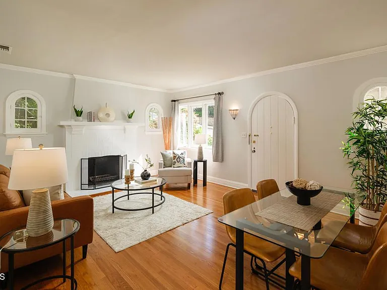 501 Fremont Ln — Photo 17