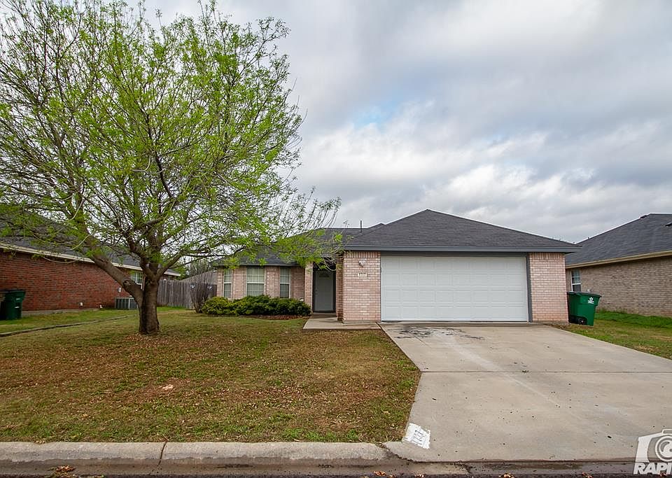 1st image of 1717 Louise Dr