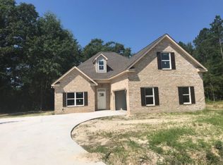 141 Delenn Dr, Lizella, GA 31052
