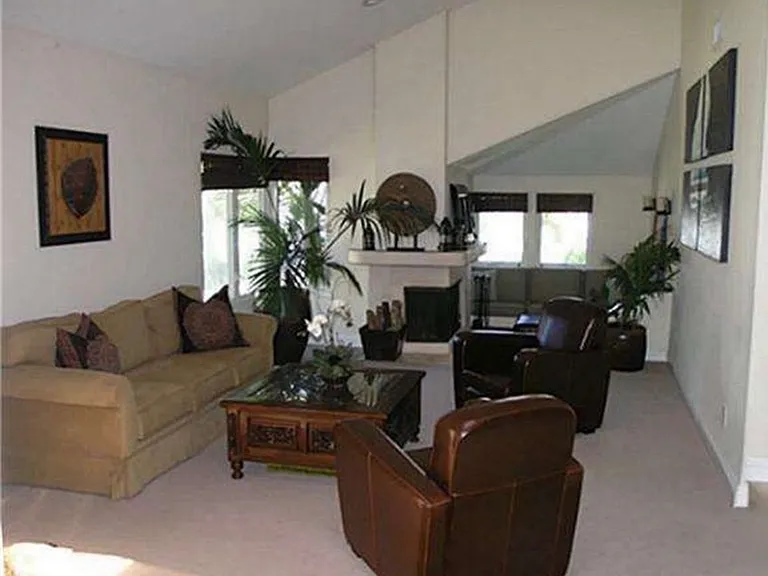 24512 Priscilla Dr — Photo 3