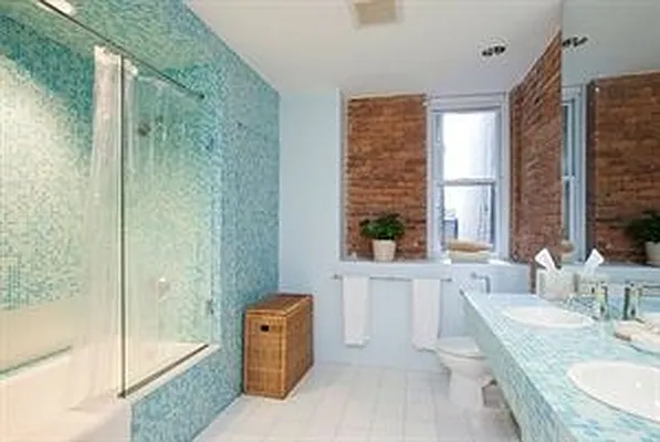 Rented by Douglas Elliman | media 15