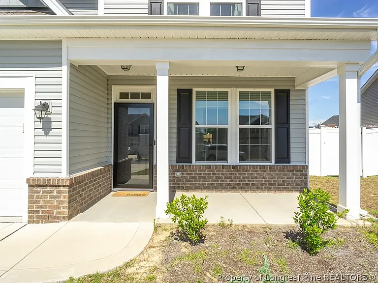92 Artillery Ln — Photo 2