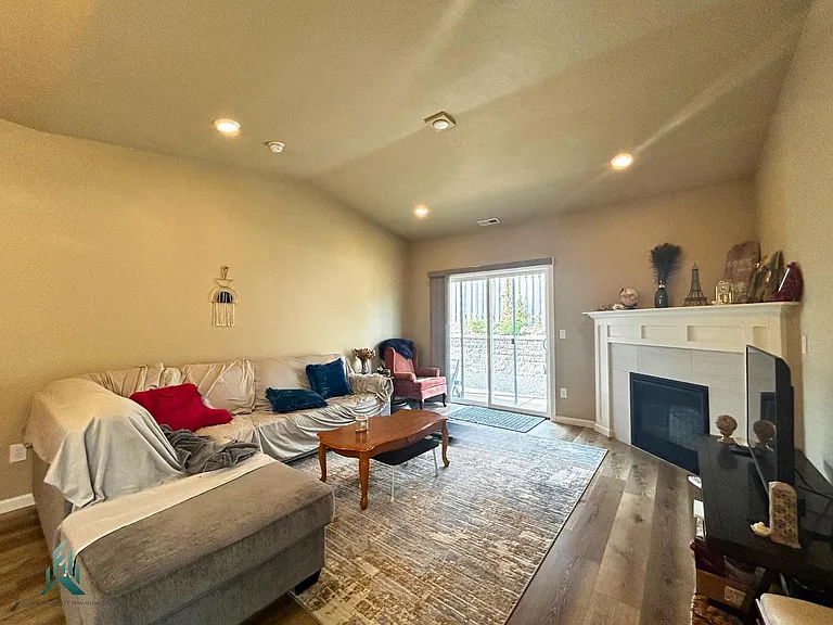 7130 SE Andrea Ln — Photo 7