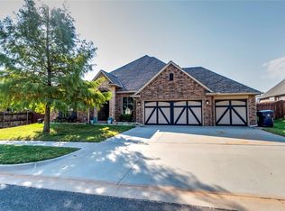 13108 NW 7th St, Yukon, OK 73099