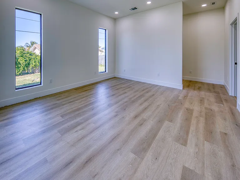 4855 Elmhurst Rd — Photo 23