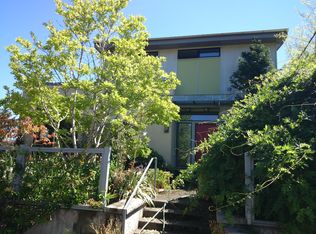 3002 37th Ave SW, Seattle, WA 98126