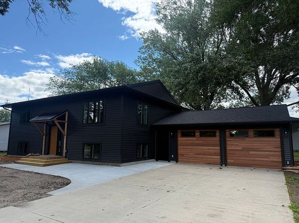 100 Edgewood Dr
