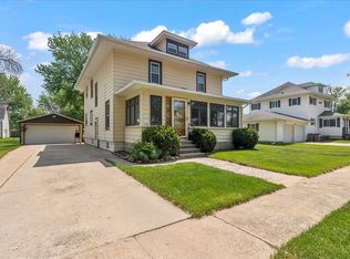 113 1st St N, Hazleton, IA 50641