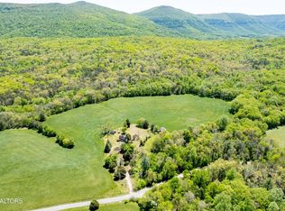 1213 Rhea Rd, Crossville, TN 38555