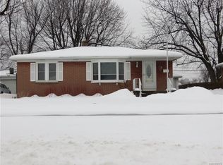 74 Carmen Rd, Amherst, NY 14226