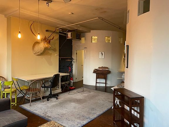 4th image of 91 E Broadway #2