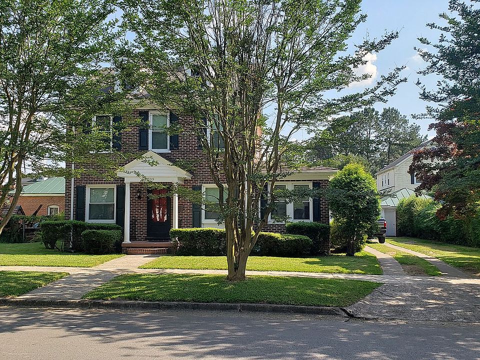1st image of 709 Smith St