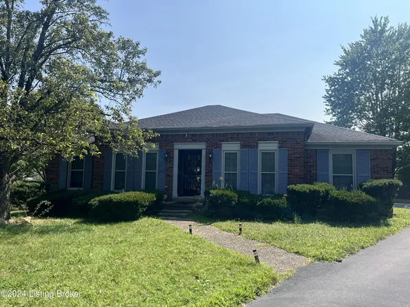 11916 Berry Hill Rd, Douglass Hills, KY 40243