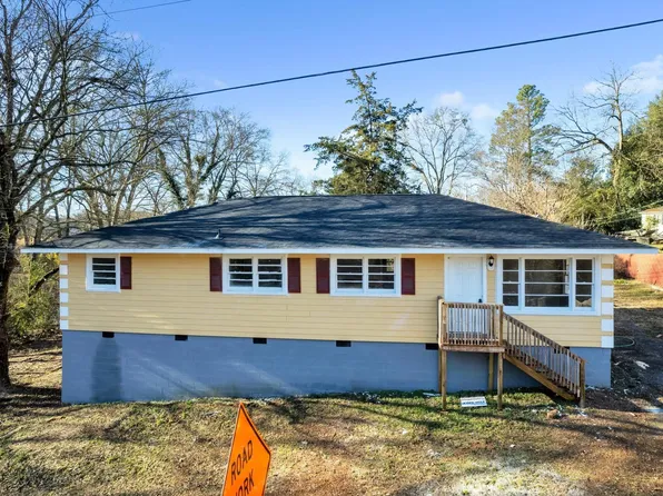 111 Maxwell St, Inman, SC 29349