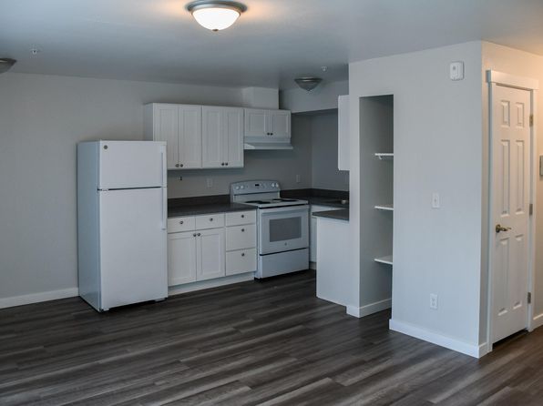 6900 S 125th St #B141