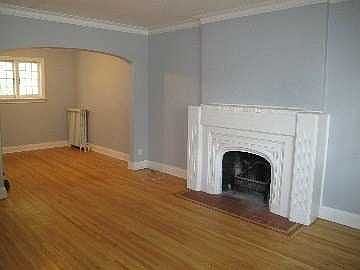 2nd image of 417 Sutherland Dr