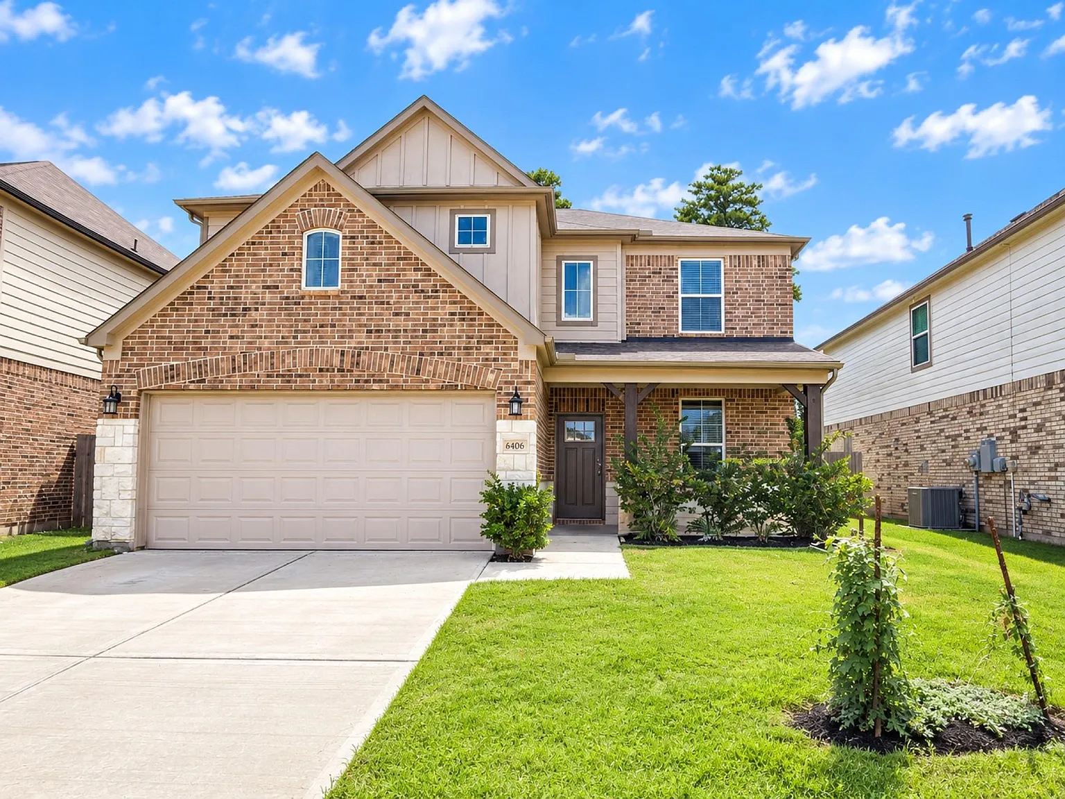 4 bed, 2.5 bath, 2786 sqft, $2,600 — Photo 1