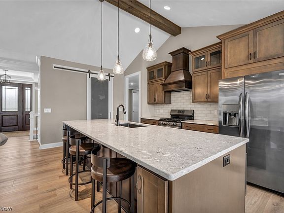5th image of 12690 Barrington Ln