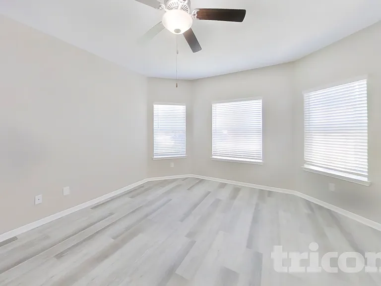 692 Totem Trail Dr — Photo 6