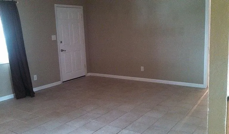 7790 Barberry Ave — Photo 2