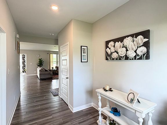 3rd image of 9269 Casey Rd
