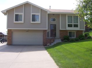 5811 N 127th St, Omaha, NE 68164