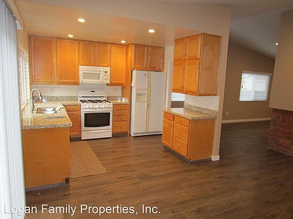 2nd image of 10326 Red Cedar Pl